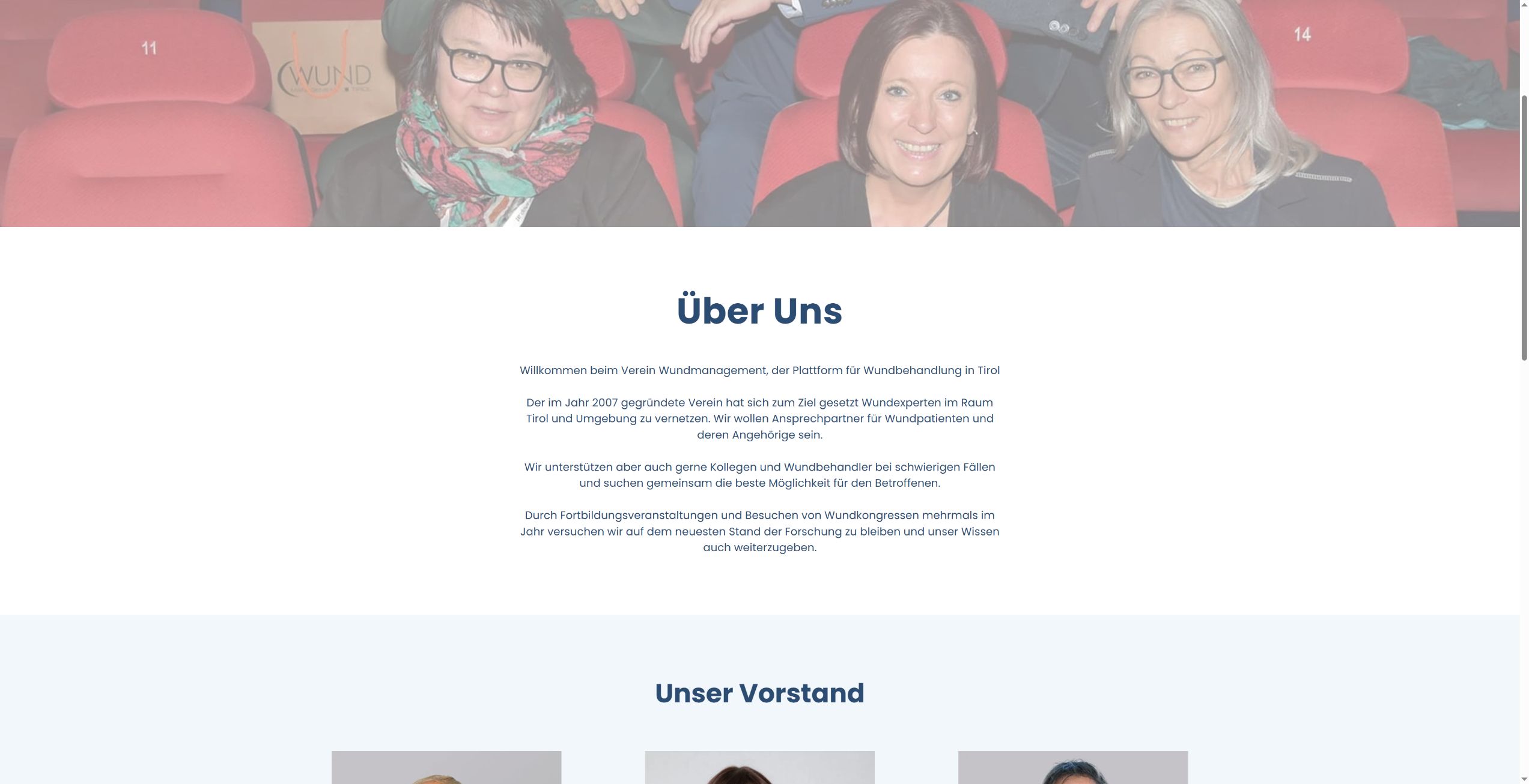 Screenshot der Wundmanagement Tirol Webseite im Browser-Mockup